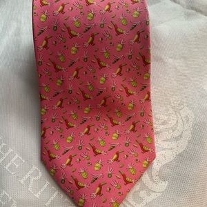 NWOT Salvatore Ferragamo Fuchsia Pink Toucan Bird Designer Silk Tie.